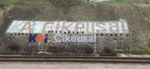 Cikeusal Station, 通勤站 | We provide Indonesia infrastructure map on various property sectors and data. Access property listings, infrastructure developments, news, and valuable transaction data for informed decisions.