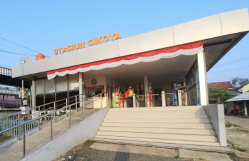 Cikoya Station, 通勤站 | We provide Indonesia infrastructure map on various property sectors and data. Access property listings, infrastructure developments, news, and valuable transaction data for informed decisions.