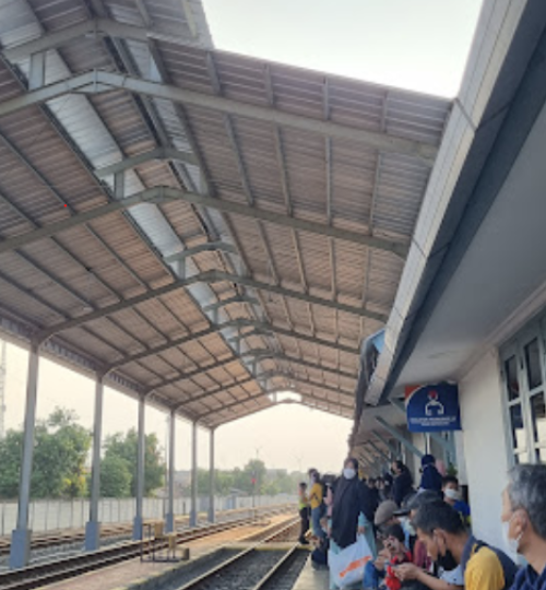 Cilegon Station, 通勤站 | We provide Indonesia infrastructure map on various property sectors and data. Access property listings, infrastructure developments, news, and valuable transaction data for informed decisions.