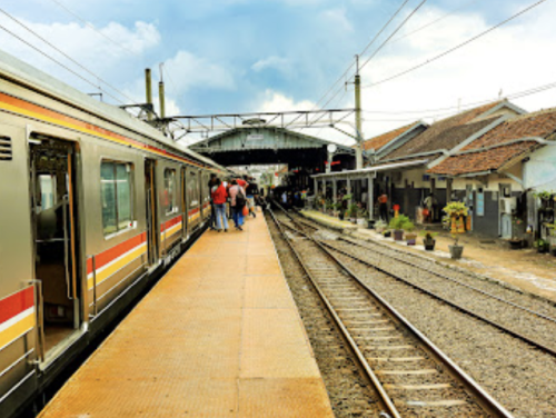 Rangkasbitung Station, 通勤站 | We provide Indonesia infrastructure map on various property sectors and data. Access property listings, infrastructure developments, news, and valuable transaction data for informed decisions.