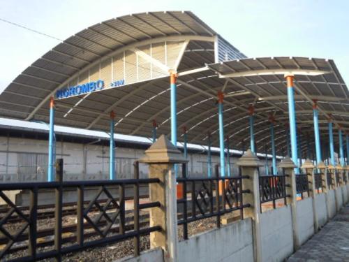 Ngrombo Station, 城际站 | We provide Indonesia infrastructure map on various property sectors and data. Access property listings, infrastructure developments, news, and valuable transaction data for informed decisions.