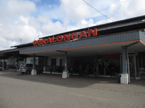 Pekalongan Station, 城际站 | We provide Indonesia infrastructure map on various property sectors and data. Access property listings, infrastructure developments, news, and valuable transaction data for informed decisions.