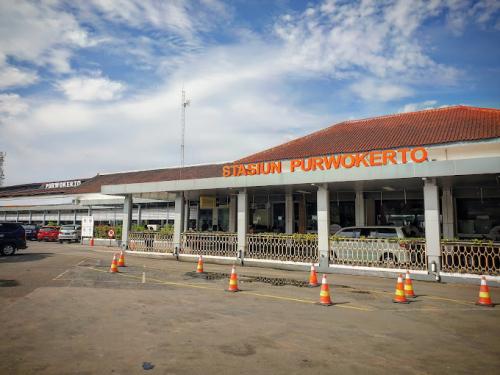 Purwokerto Station, 城际站 | We provide Indonesia infrastructure map on various property sectors and data. Access property listings, infrastructure developments, news, and valuable transaction data for informed decisions.
