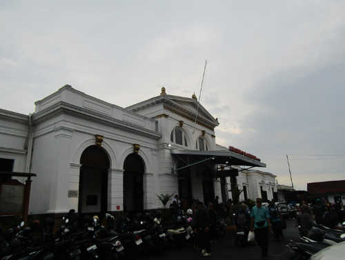 Solo Jebres Station, 城际站 | We provide Indonesia infrastructure map on various property sectors and data. Access property listings, infrastructure developments, news, and valuable transaction data for informed decisions.