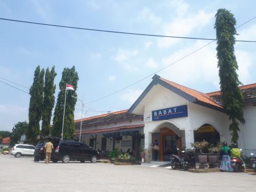 Babat Station, 城际站 | We provide Indonesia infrastructure map on various property sectors and data. Access property listings, infrastructure developments, news, and valuable transaction data for informed decisions.