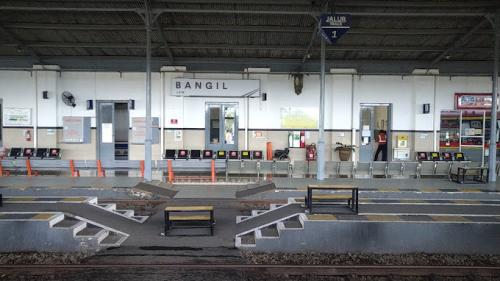 Bangil Station, 城际站 | We provide Indonesia infrastructure map on various property sectors and data. Access property listings, infrastructure developments, news, and valuable transaction data for informed decisions.