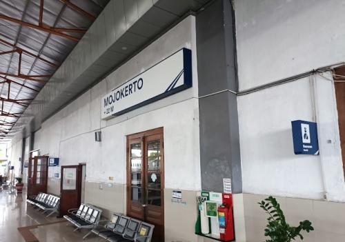 Mojokerto Station, 城际站 | We provide Indonesia infrastructure map on various property sectors and data. Access property listings, infrastructure developments, news, and valuable transaction data for informed decisions.