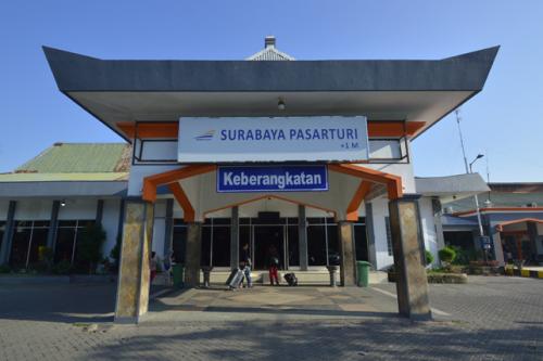 Surabaya Pasarturi Station, 城际站 | We provide Indonesia infrastructure map on various property sectors and data. Access property listings, infrastructure developments, news, and valuable transaction data for informed decisions.