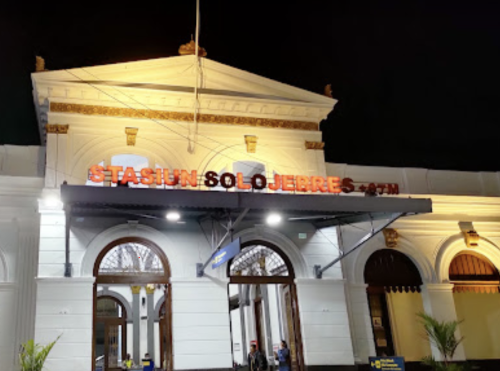 Solojebres Station, 通勤站 | We provide Indonesia infrastructure map on various property sectors and data. Access property listings, infrastructure developments, news, and valuable transaction data for informed decisions.