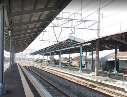 Solojebres Station, 通勤站 | We provide Indonesia infrastructure map on various property sectors and data. Access property listings, infrastructure developments, news, and valuable transaction data for informed decisions.