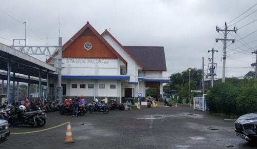 Palur Station, 通勤站 | We provide Indonesia infrastructure map on various property sectors and data. Access property listings, infrastructure developments, news, and valuable transaction data for informed decisions.