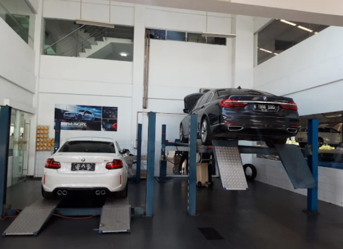 BMW Eurokars Kebon Jeruk, Automotive Dealership | We provide Indonesia infrastructure map on various property sectors and data. Access property listings, infrastructure developments, news, and valuable transaction data for informed decisions.