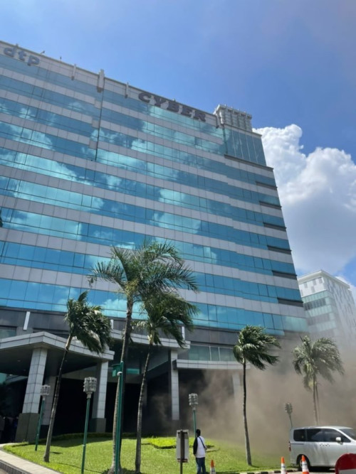 Multi Media Access, 数据中心 | We provide Indonesia infrastructure map on various property sectors and data. Access property listings, infrastructure developments, news, and valuable transaction data for informed decisions.