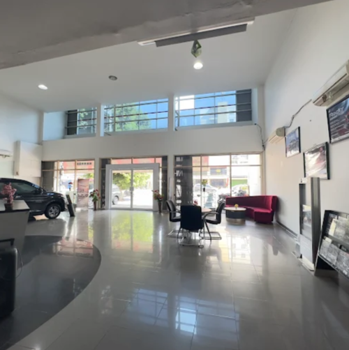 Astra Daihatsu Roxy, Automotive Dealership | We provide Indonesia infrastructure map on various property sectors and data. Access property listings, infrastructure developments, news, and valuable transaction data for informed decisions.