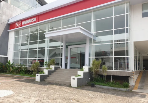 Astra Daihatsu Radio Dalam, Automotive Dealership | We provide Indonesia infrastructure map on various property sectors and data. Access property listings, infrastructure developments, news, and valuable transaction data for informed decisions.