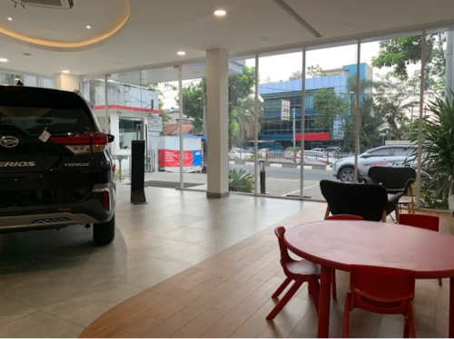 Astra Daihatsu Kramat Jati, Automotive Dealership | We provide Indonesia infrastructure map on various property sectors and data. Access property listings, infrastructure developments, news, and valuable transaction data for informed decisions.