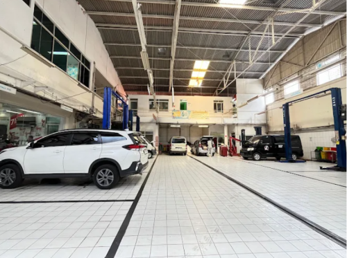 Tunas Daihatsu Bandengan, Automotive Dealership | We provide Indonesia infrastructure map on various property sectors and data. Access property listings, infrastructure developments, news, and valuable transaction data for informed decisions.
