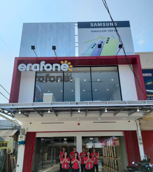 Erafone Megastore Condet Raya, Stand Alone Retail | We provide Indonesia infrastructure map on various property sectors and data. Access property listings, infrastructure developments, news, and valuable transaction data for informed decisions.