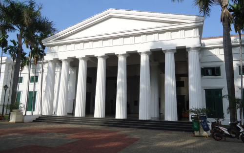 Museum of Fine Art and Ceramics, 娱乐 | We provide Indonesia infrastructure map on various property sectors and data. Access property listings, infrastructure developments, news, and valuable transaction data for informed decisions.