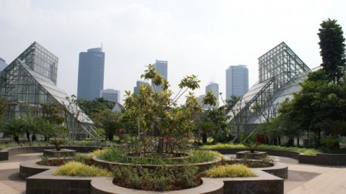Taman Menteng, 娱乐 | We provide Indonesia infrastructure map on various property sectors and data. Access property listings, infrastructure developments, news, and valuable transaction data for informed decisions.