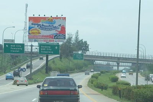 Jl. Tol Pondok Aren - Ulujami, 收费公路 | We provide Indonesia infrastructure map on various property sectors and data. Access property listings, infrastructure developments, news, and valuable transaction data for informed decisions.