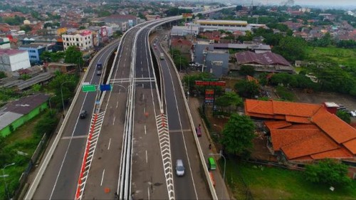 Jl. Tol Lingkar Luar Bogor Seksi I, 收费公路 | We provide Indonesia infrastructure map on various property sectors and data. Access property listings, infrastructure developments, news, and valuable transaction data for informed decisions.