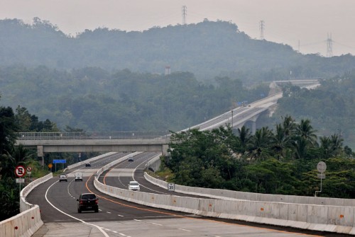 Jl. Tol Semarang - Solo Seksi IV dan V, 收费公路 | We provide Indonesia infrastructure map on various property sectors and data. Access property listings, infrastructure developments, news, and valuable transaction data for informed decisions.