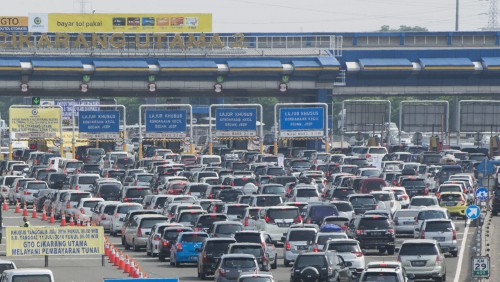 Jl. Tol Jakarta - Cikampek, 收费公路 | We provide Indonesia infrastructure map on various property sectors and data. Access property listings, infrastructure developments, news, and valuable transaction data for informed decisions.