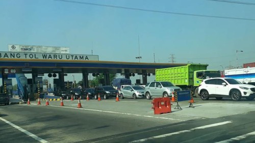 Jl. Tol Waru - Juanda, 收费公路 | We provide Indonesia infrastructure map on various property sectors and data. Access property listings, infrastructure developments, news, and valuable transaction data for informed decisions.