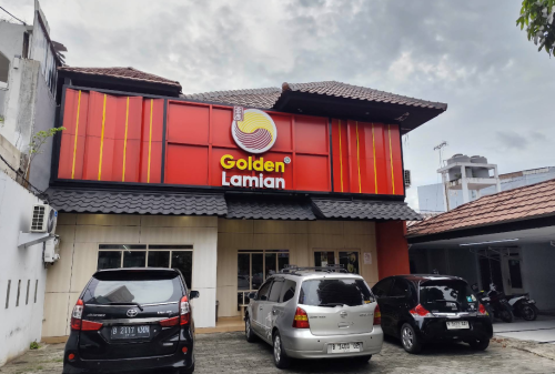 Golden Lamian Raden Inten, Stand Alone Retail | We provide Indonesia infrastructure map on various property sectors and data. Access property listings, infrastructure developments, news, and valuable transaction data for informed decisions.
