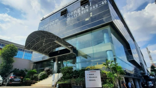 Honda Cakra Pangukir, Automotive Dealership | We provide Indonesia infrastructure map on various property sectors and data. Access property listings, infrastructure developments, news, and valuable transaction data for informed decisions.