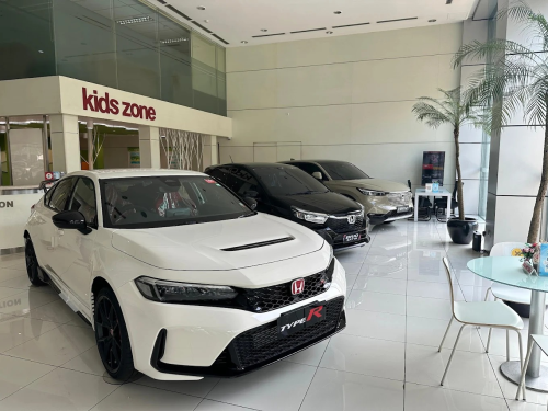 Honda Jakarta Center, Automotive Dealership | We provide Indonesia infrastructure map on various property sectors and data. Access property listings, infrastructure developments, news, and valuable transaction data for informed decisions.