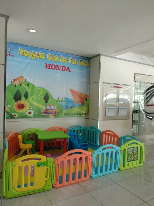 Honda Kebon Jeruk, Automotive Dealership | We provide Indonesia infrastructure map on various property sectors and data. Access property listings, infrastructure developments, news, and valuable transaction data for informed decisions.
