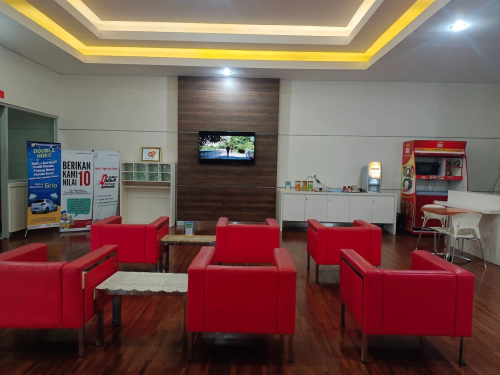 Honda Surya Jaya Cijantung, Automotive Dealership | We provide Indonesia infrastructure map on various property sectors and data. Access property listings, infrastructure developments, news, and valuable transaction data for informed decisions.