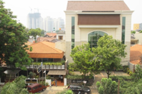 Gandaria Hospital, 医院 | We provide Indonesia infrastructure map on various property sectors and data. Access property listings, infrastructure developments, news, and valuable transaction data for informed decisions.