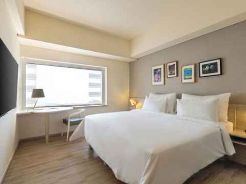 Completed hotel | We provide Indonesia infrastructure map on various property sectors and data. Access property listings, infrastructure developments, news, and valuable transaction data for informed decisions.