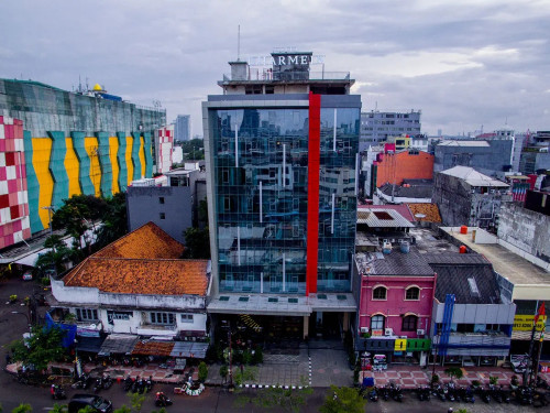 Completed hotel | We provide Indonesia infrastructure map on various property sectors and data. Access property listings, infrastructure developments, news, and valuable transaction data for informed decisions.