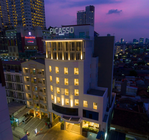 Completed hotel | We provide Indonesia infrastructure map on various property sectors and data. Access property listings, infrastructure developments, news, and valuable transaction data for informed decisions.