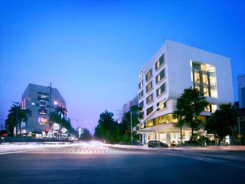 Completed hotel | We provide Indonesia infrastructure map on various property sectors and data. Access property listings, infrastructure developments, news, and valuable transaction data for informed decisions.