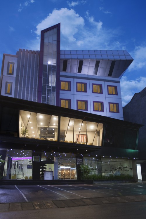 Completed hotel | We provide Indonesia infrastructure map on various property sectors and data. Access property listings, infrastructure developments, news, and valuable transaction data for informed decisions.