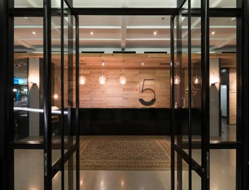 Completed hotel | We provide Indonesia infrastructure map on various property sectors and data. Access property listings, infrastructure developments, news, and valuable transaction data for informed decisions.