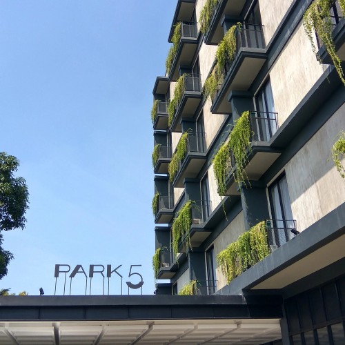 Completed hotel | We provide Indonesia infrastructure map on various property sectors and data. Access property listings, infrastructure developments, news, and valuable transaction data for informed decisions.