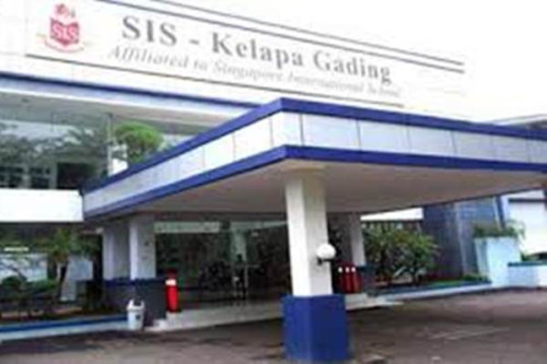 SIS Kelapa Gading, 国际学校 | We provide Indonesia infrastructure map on various property sectors and data. Access property listings, infrastructure developments, news, and valuable transaction data for informed decisions.