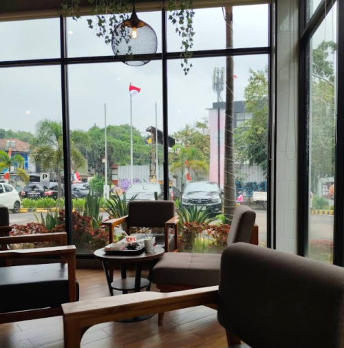 KFC Kemang Timur, Stand Alone Retail | We provide Indonesia infrastructure map on various property sectors and data. Access property listings, infrastructure developments, news, and valuable transaction data for informed decisions.