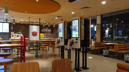 McDonald's Ampera, Stand Alone Retail | We provide Indonesia infrastructure map on various property sectors and data. Access property listings, infrastructure developments, news, and valuable transaction data for informed decisions.