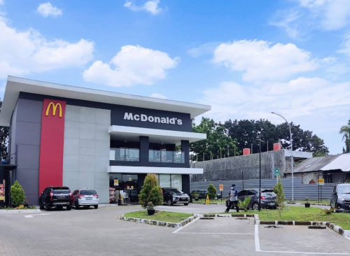 McDonald's Gandaria Pasar Rebo, Stand Alone Retail | We provide Indonesia infrastructure map on various property sectors and data. Access property listings, infrastructure developments, news, and valuable transaction data for informed decisions.