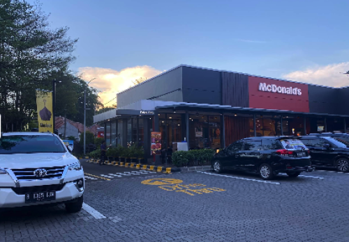 McDonald's Jakarta - TB Simatupang, Stand Alone Retail | We provide Indonesia infrastructure map on various property sectors and data. Access property listings, infrastructure developments, news, and valuable transaction data for informed decisions.