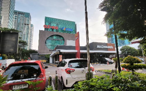 McDonald's Puri Indah Kembangan, Stand Alone Retail | We provide Indonesia infrastructure map on various property sectors and data. Access property listings, infrastructure developments, news, and valuable transaction data for informed decisions.