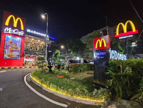 McDonald's Salemba Raya, Stand Alone Retail | We provide Indonesia infrastructure map on various property sectors and data. Access property listings, infrastructure developments, news, and valuable transaction data for informed decisions.