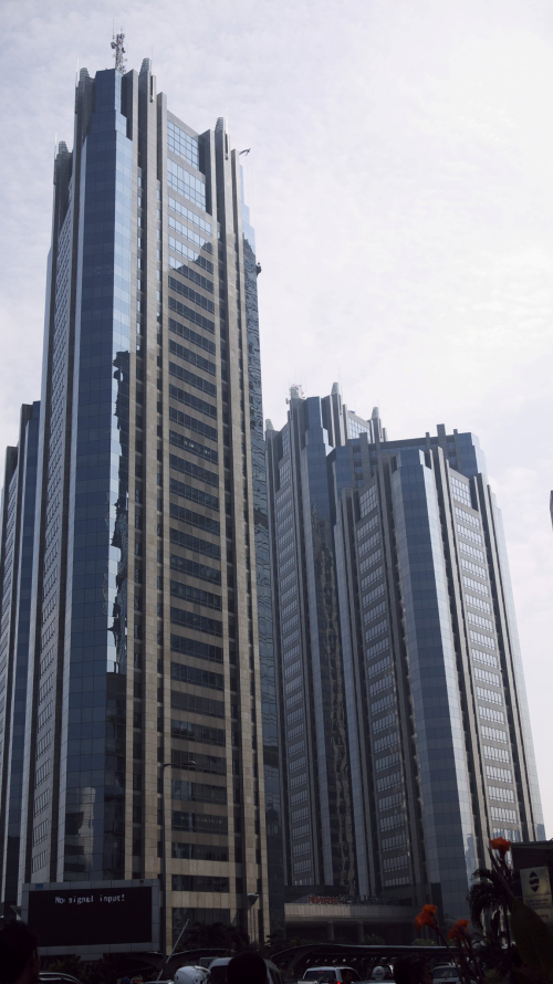 Bursa Efek Jakarta I adalah gedung perkantoran  yang terletak di jantung Central Business District, Jakarta dengan total luas bangunan 73.000 m2 dan 32 lantai....